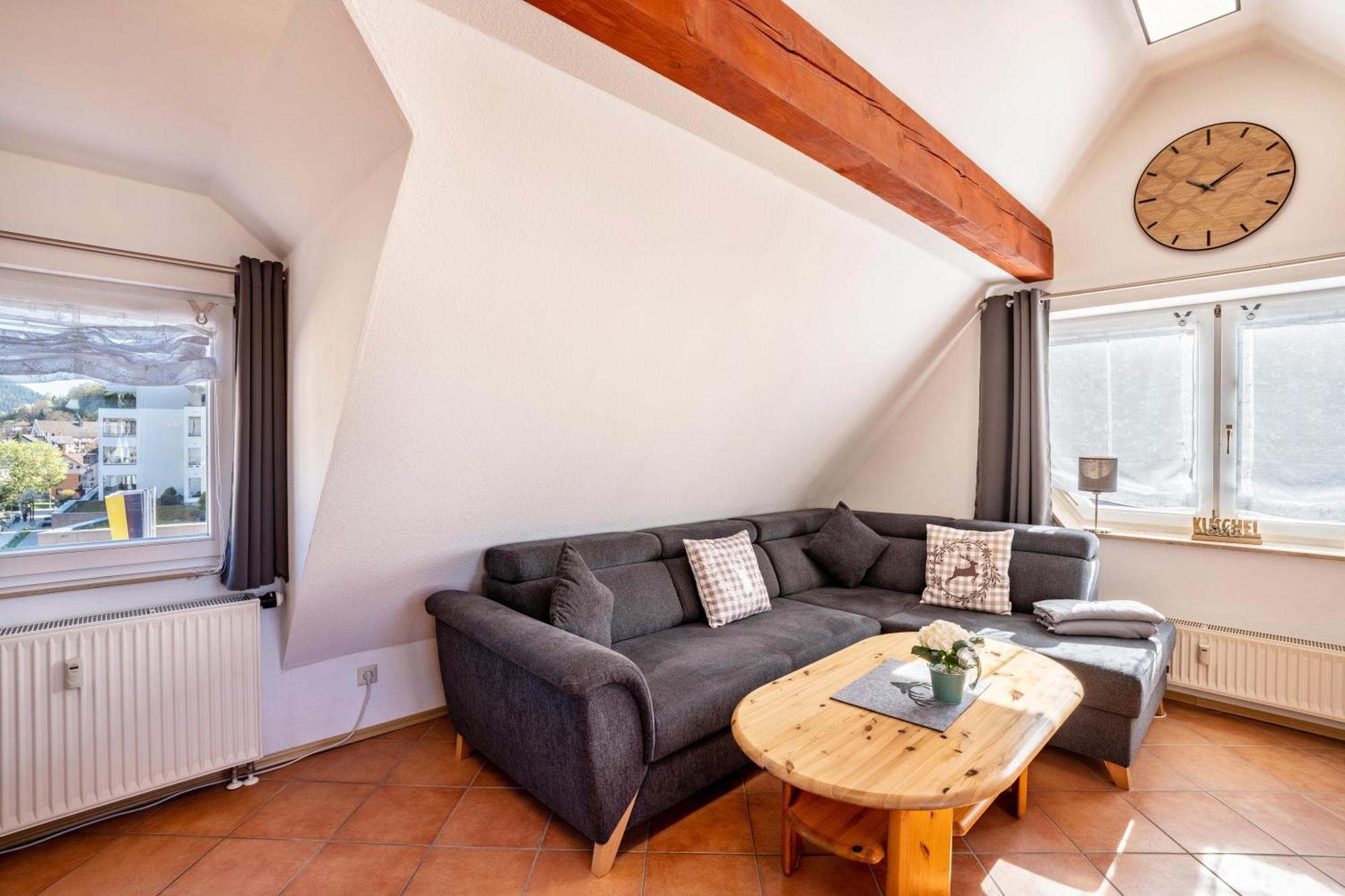 Appartement Schwarzwaldnest à Bad Wildbad Extérieur photo