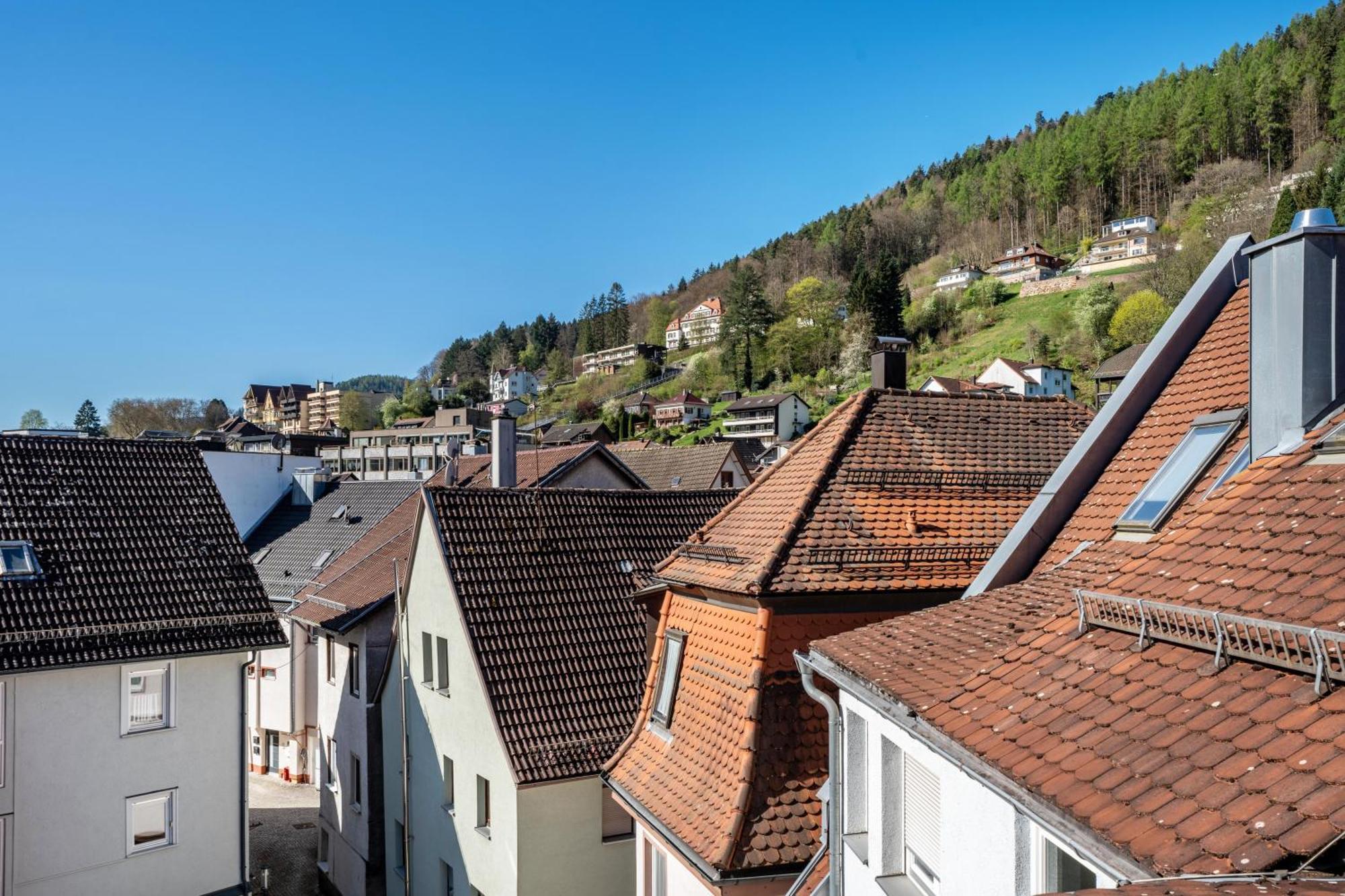 Appartement Schwarzwaldnest à Bad Wildbad Extérieur photo